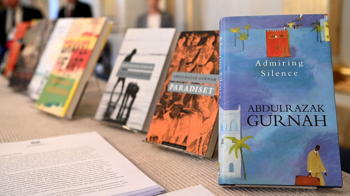 Nobelova cena za literaturu míří k autorovi z Tanzanie. Píše o kolonialismu